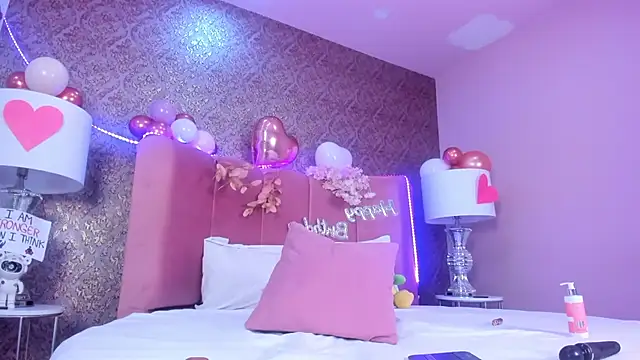 amber sparkle online show from March 6, 3:40 pm