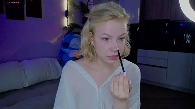 emilyshepar d online show from July 31, 2:45 am
