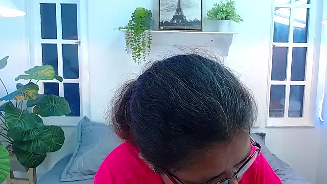 Linda banks  online show from April 12, 11:46 am