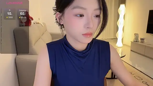 Robin-o3 online show from June 18, 4:56 pm