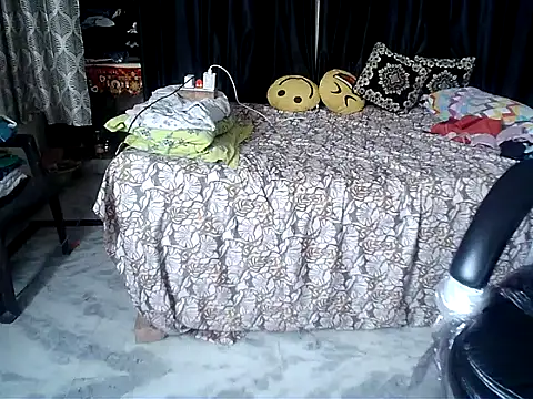 Anaconda-Mall online show from October 25, 8:05 pm