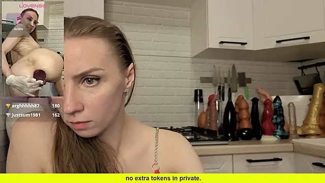 Edena  online show from April 16, 9:39 pm