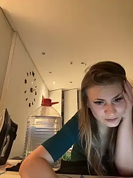 IsabellaEtha online show from September 21, 12:09 am