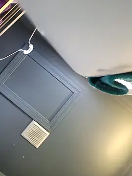 chocolate bella online show from March 26, 1:02 pm