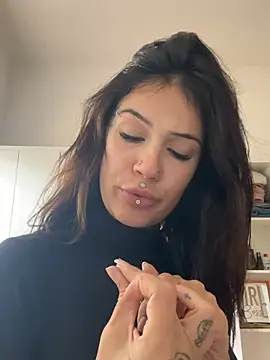 sereiaruiva99 online show from May 28, 3:43 pm