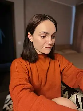 SaraLow online show from March 21, 11:48 am