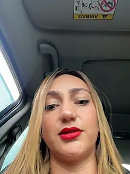 Ninabigtitied online show from March 18, 6:57 pm