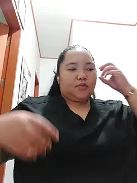 LianaCruzado online show from April 17, 6:04 am