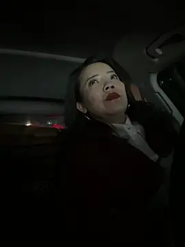 anna yngs online show from March 11, 2:53 pm