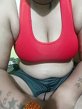 USER-MAYA online show from February 16, 6:19 pm