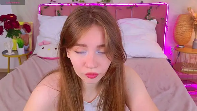 Moon  Bunny online show from September 20, 3:21 pm