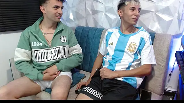 Isaac tan online show from September 19, 2:21 am