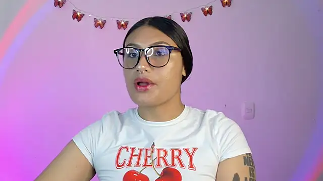 Linda andrew online show from March 30, 4:50 pm