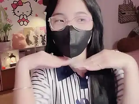 keelinnn19 online show from February 26, 5:23 pm