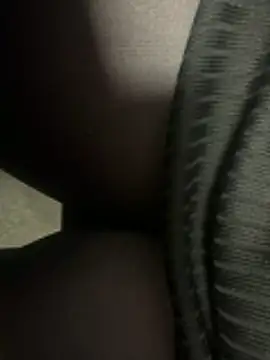 HiddenHoneyLDN online show from December 23, 10:52 am