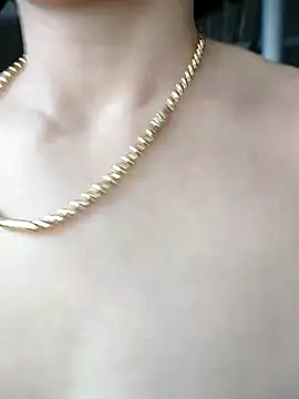 Rosalind xxx online show from April 18, 12:02 am