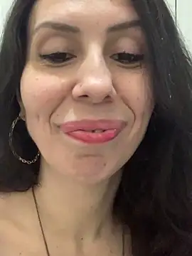 Lhcruz online show from March 30, 7:02 pm