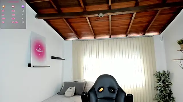 Miin yuna online show from April 2, 2:25 pm