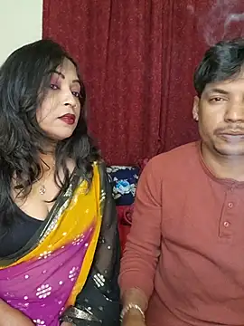 Hotbhabi305 online show from February 16, 5:35 pm