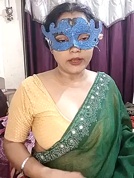 MEERAcle online show from March 6, 6:25 pm