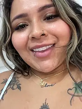 ashley-swift- online show from April 1, 1:41 pm