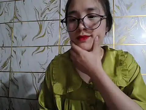 Lyzizi lovely09 online show from July 9, 2:30 pm