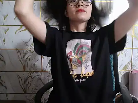 Lyzizi lovely09 online show from June 26, 5:30 am