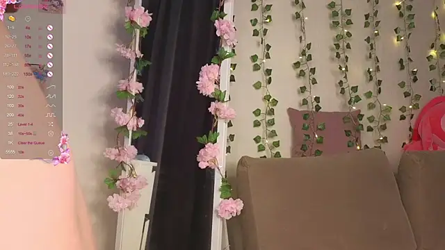 roxydolll online show from July 5, 3:35 am