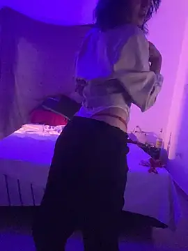 kendrafarq online show from April 5, 7:07 am