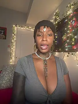 MistiSavannah online show from August 6, 12:50 am