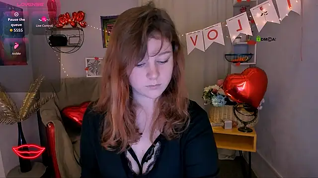 lola sun12 online show from February 7, 8:24 pm