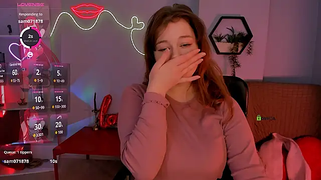 lola sun12 online show from February 5, 8:23 pm