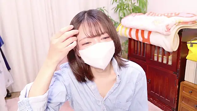 Azusa DoMybest online show from March 9, 11:13 am