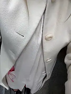 pink-mai online show from February 11, 1:09 am