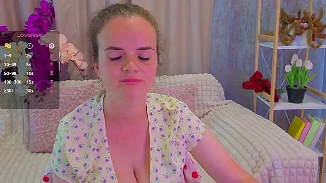 Luisa Rosee online show from July 6, 4:31 pm
