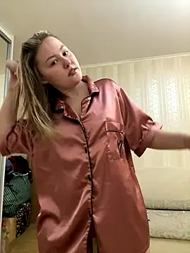 SunshineEmma online show from September 30, 6:46 pm