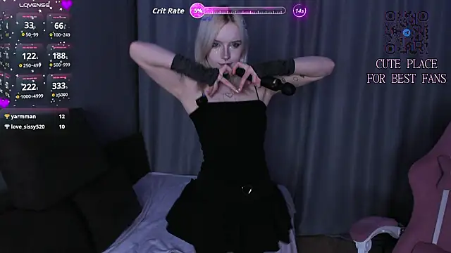 godlikegirlyy online show from March 18, 3:50 pm