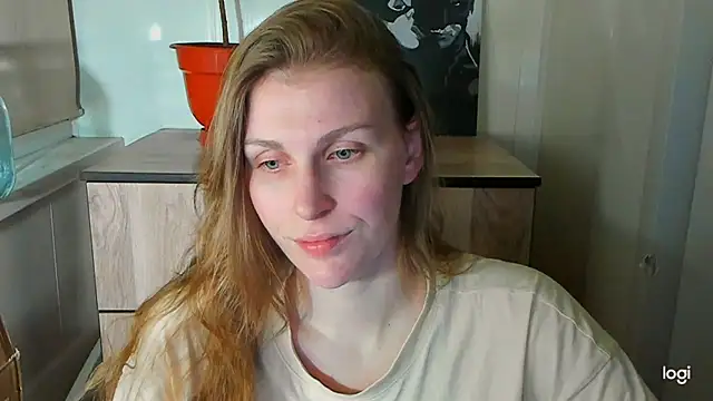 JuliaMuuun online show from July 21, 9:59 pm