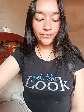 Williams Hera online show from April 2, 7:33 pm