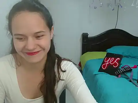 yarafuckass online show from February 2, 8:08 pm