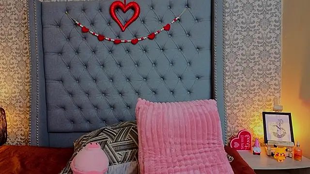 Abby roussee online show from February 9, 10:12 pm