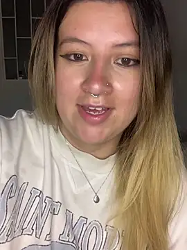 Blair Bunnyy online show from April 14, 10:15 am