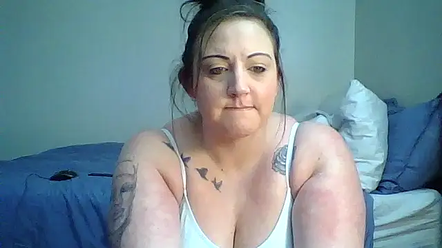 lauren3487 online show from April 28, 6:39 am