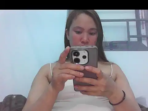 fanchunn online show from March 28, 1:10 pm