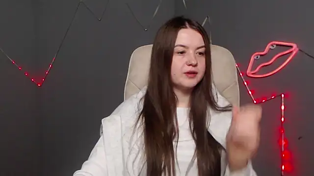 MavkaCute online show from March 1, 7:13 pm