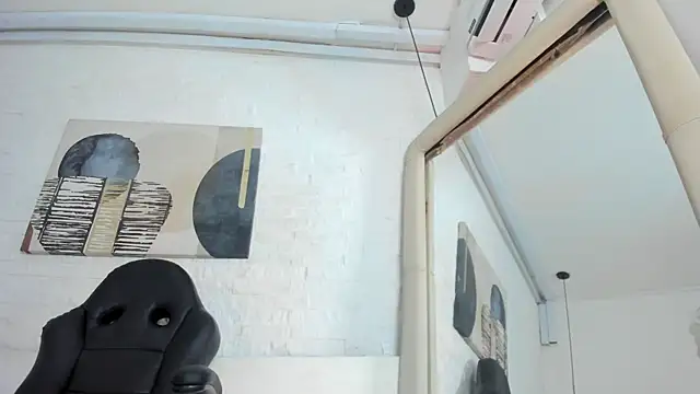 Sarah GothicGirl online show from April 11, 8:12 pm