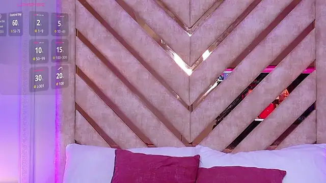 Martina-Roberts- online show from February 14, 4:58 am