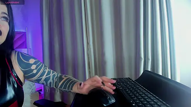  raven black online show from March 12, 12:41 pm