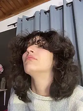 TeensNews18 online show from April 9, 6:19 am