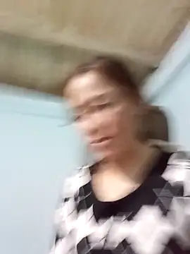 Fienjr online show from April 1, 1:52 pm